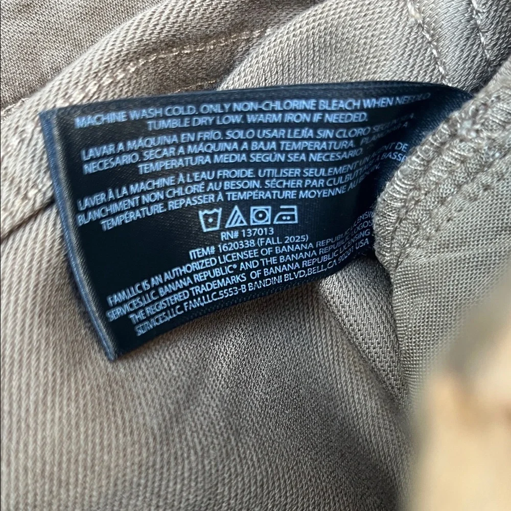 Banana Republic Tan Chinos 34x30 new no tags